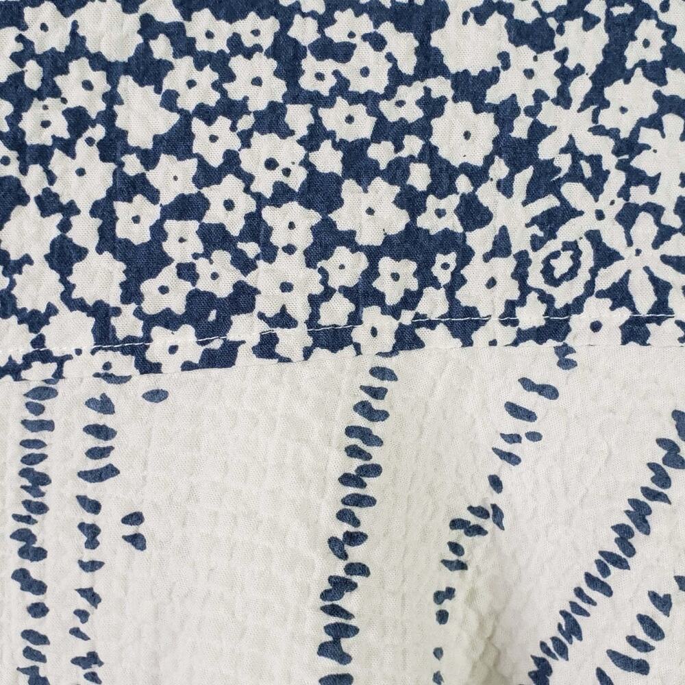Habitat Button Up Shirt Top Women’s Size Medium M Blue White Floral LS - Picture 4 of 10